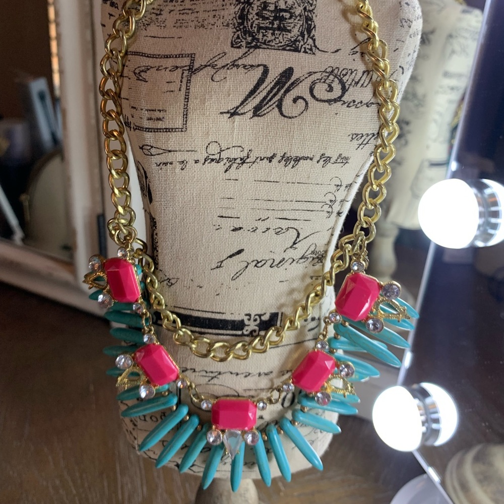 Statement necklace ✨